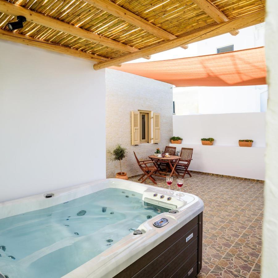 דירות Heart Of Oia - Private House With Jacuzzi מראה חיצוני תמונה