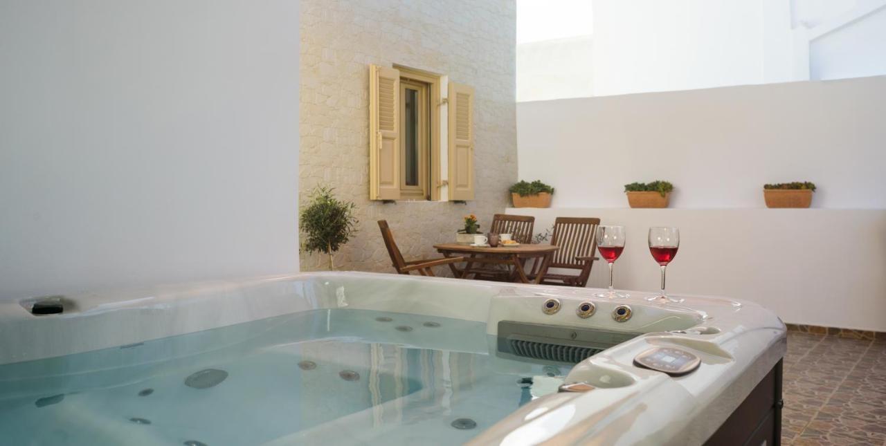 דירות Heart Of Oia - Private House With Jacuzzi מראה חיצוני תמונה
