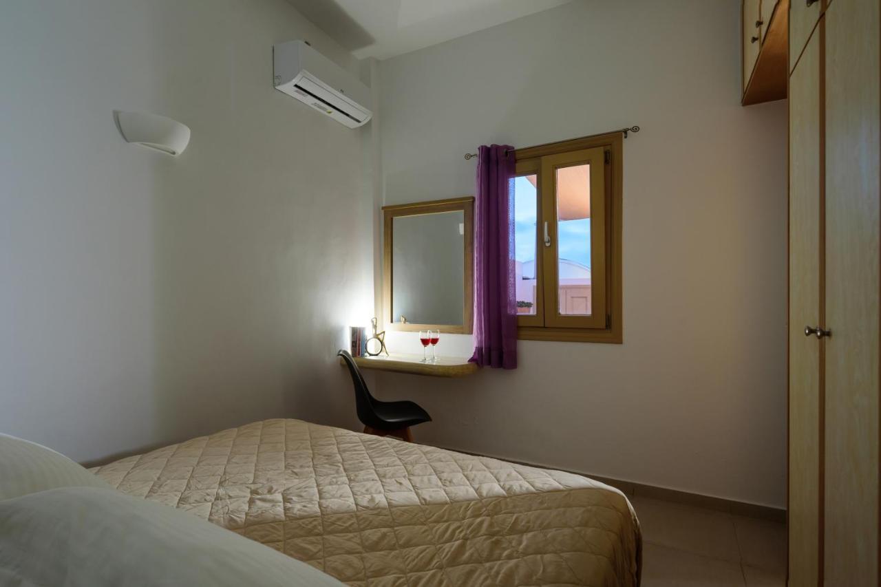 דירות Heart Of Oia - Private House With Jacuzzi מראה חיצוני תמונה